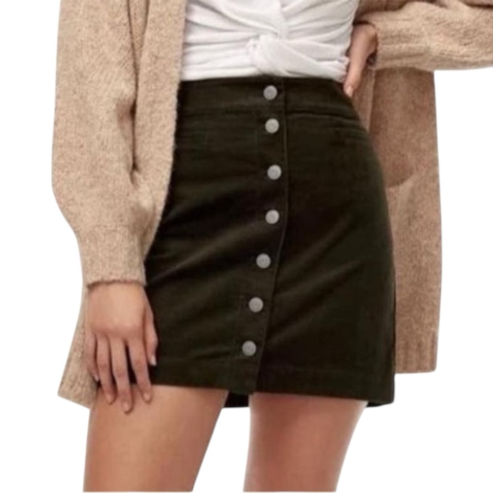 Women's Aritzia Wilfred Free Karmen Corduroy Skirt Black SZ 2